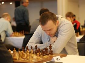 Grandmaster Alexandr Rakhmanov